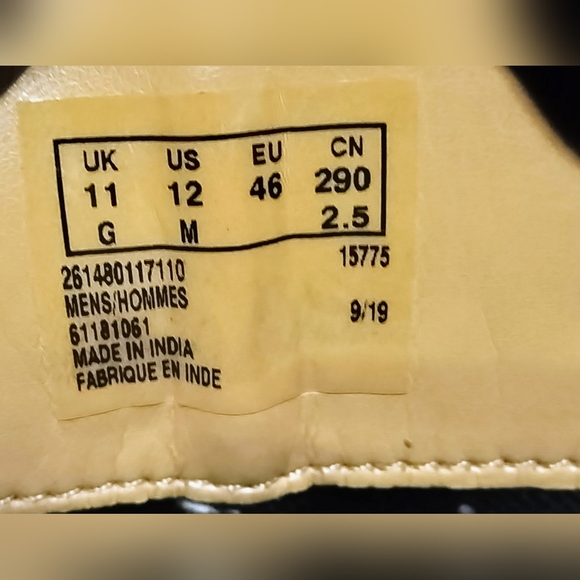 Clarks Chelsea Boot, Beeswax Leather, Brown, Size 12M - Picture 12 of 12